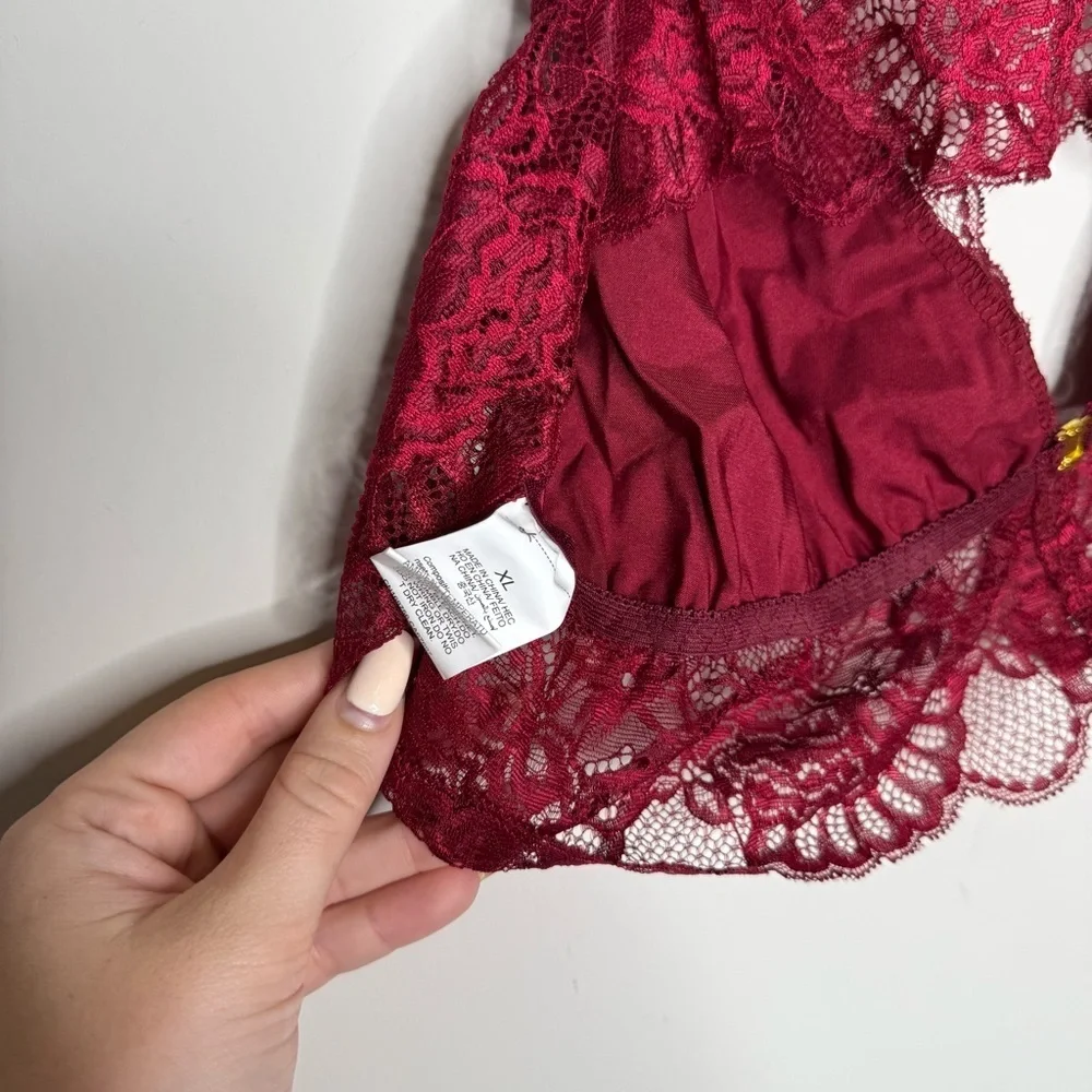 Red lace sleep set. Top and shorts nwot